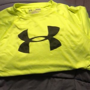 Under armor shirt